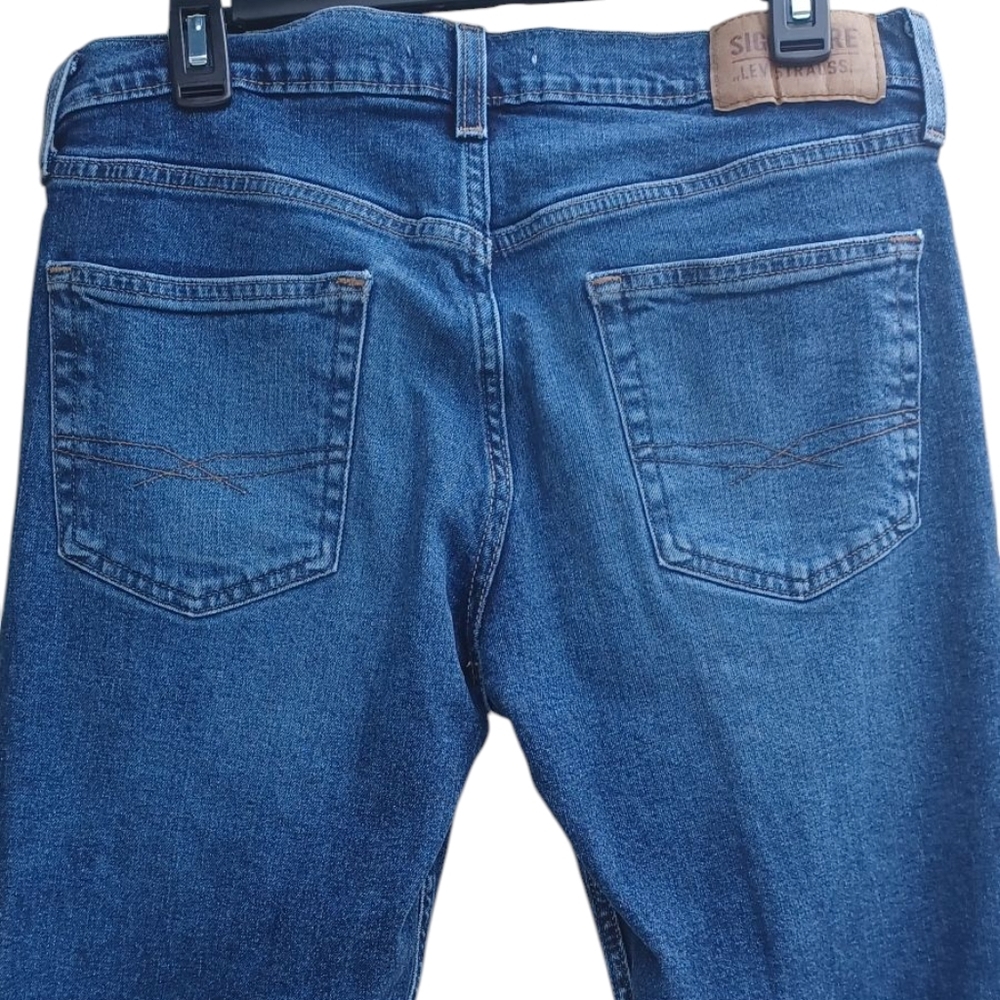 8188...Men's Levi's Relaxed Straight Leg Jeans Size W32xL32 - Picture 6 of 8
